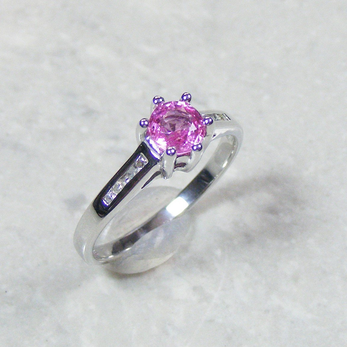 Pink 0.70 Carat Sapphire Ring