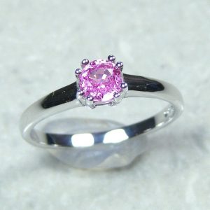 Pink 0.73 Carat Sapphire Ring