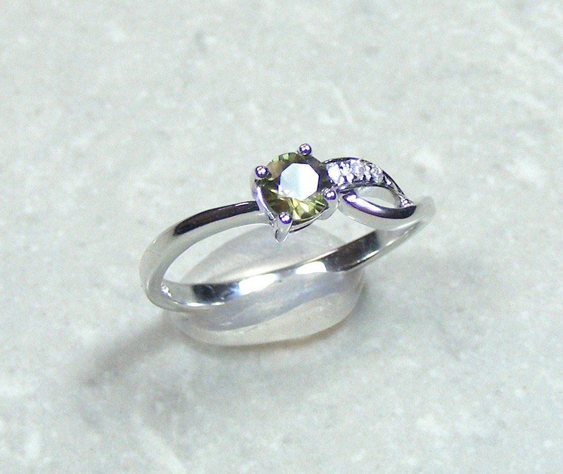 Green Party .45 Carat Sapphire Ring
